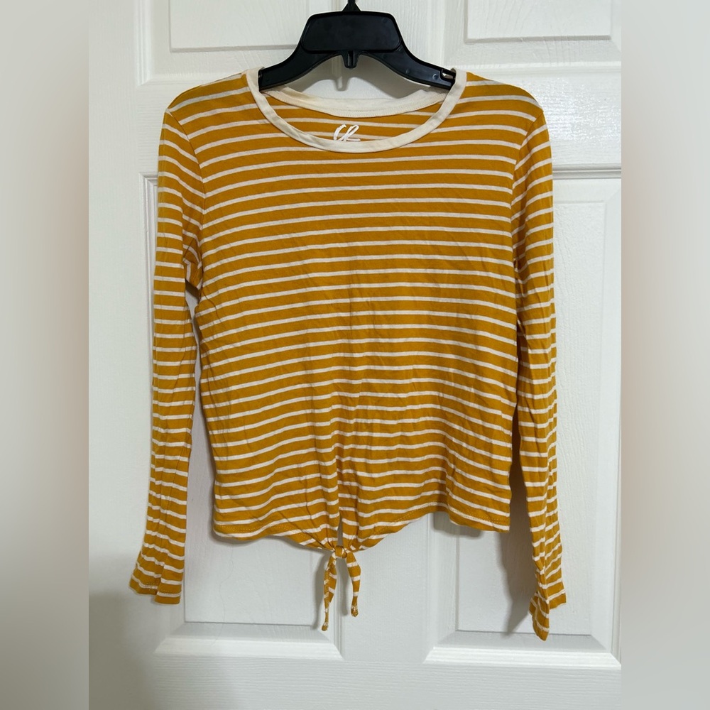 Charlotte Russe Long Sleeve (OPEN TO TRADES)